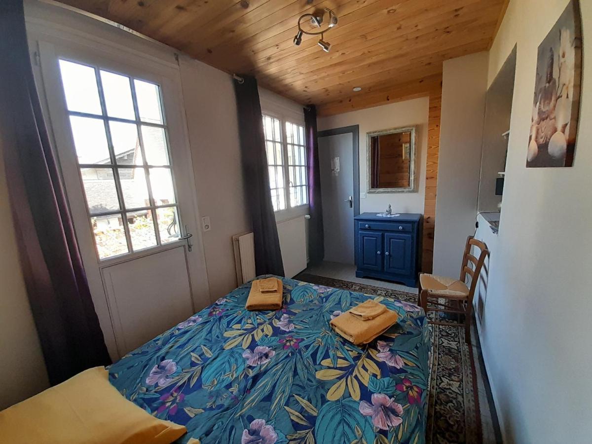 אולורן-סנט-מארי Chambres D'Hotes L'Oustal מראה חיצוני תמונה